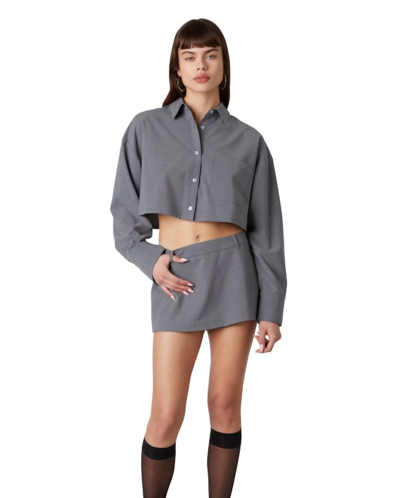 Front of a model wearing a size Large Ariel Skort In Charcoal in Charcoal by NIA. | dia_product_style_image_id:351938